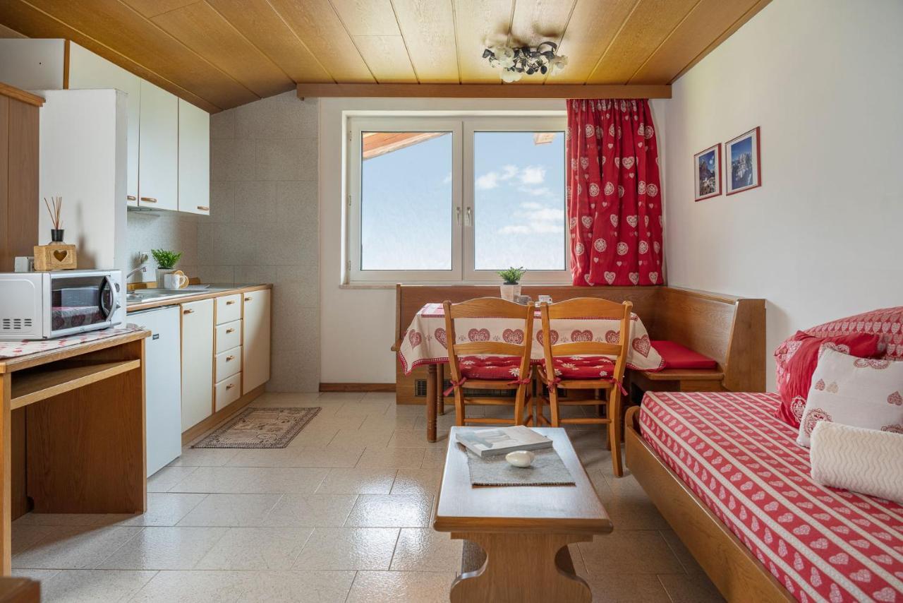 A. Paolo Apartments Виго ди Фаса Екстериор снимка