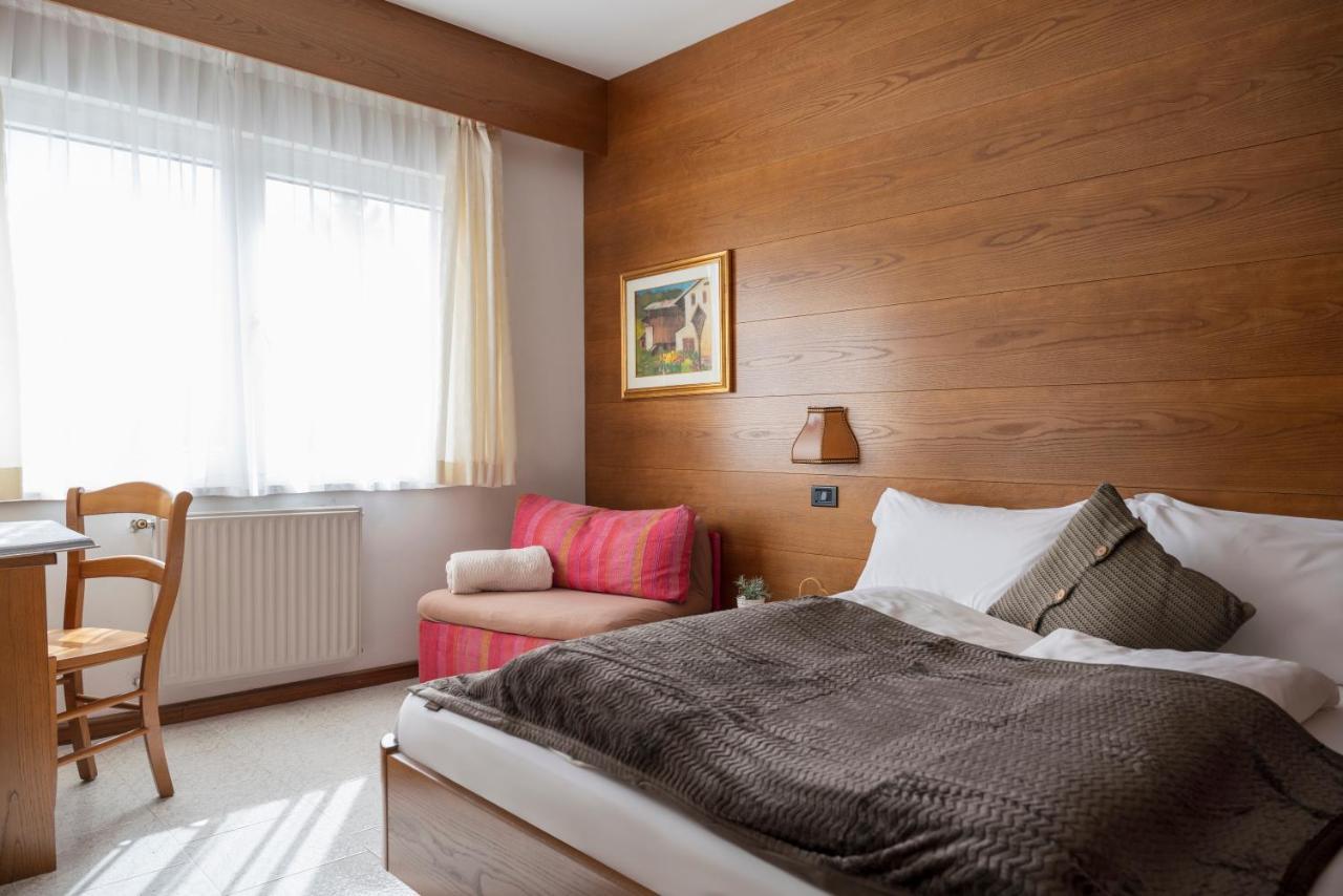 A. Paolo Apartments Виго ди Фаса Екстериор снимка