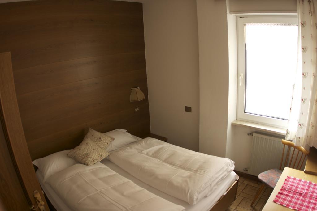 A. Paolo Apartments Виго ди Фаса Екстериор снимка