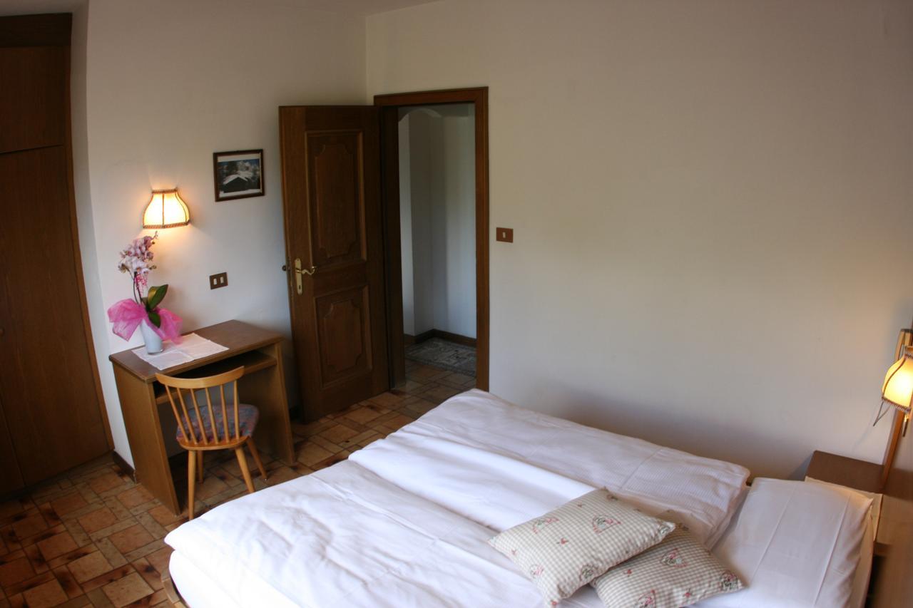 A. Paolo Apartments Виго ди Фаса Екстериор снимка